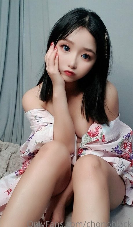 Chono Black 美しいモデル ギャラリー