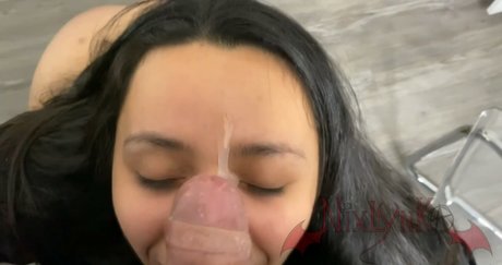 ぽっちゃり黒人OnlyFans ホット裸 画像