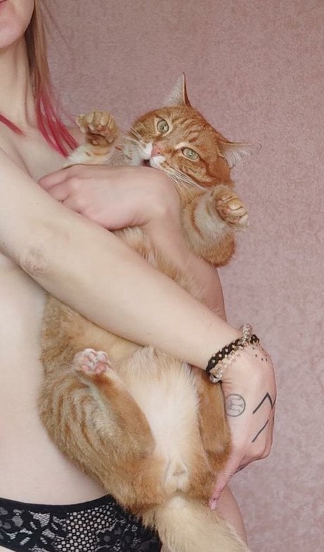 Lana Delmar セクシーモデル ギャラリー