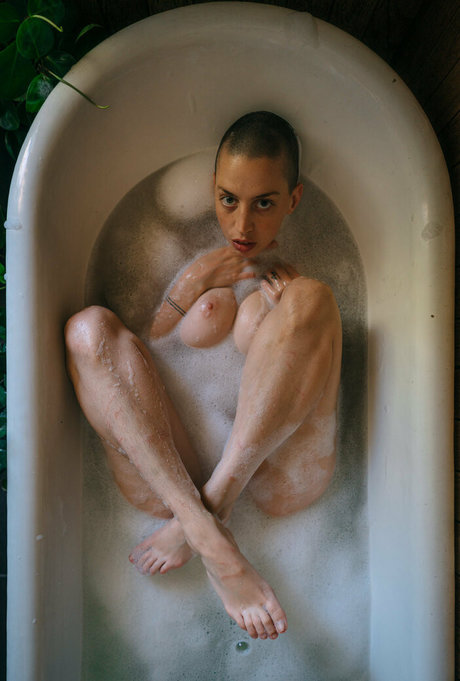 レズビアンの足OnlyFans セクシーヌード 写真