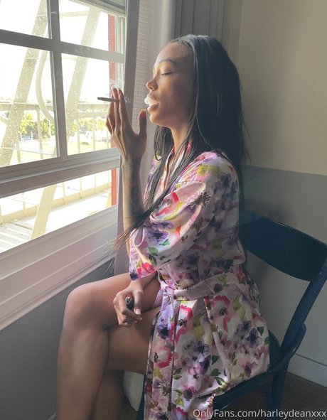 ヌード 屋外 OnlyFans ヌード 画像