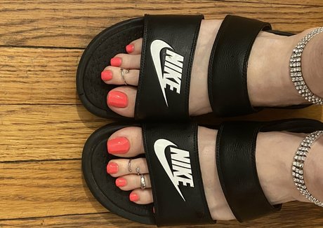 Goddess Fendi ホットなポルノスター ギャラリー