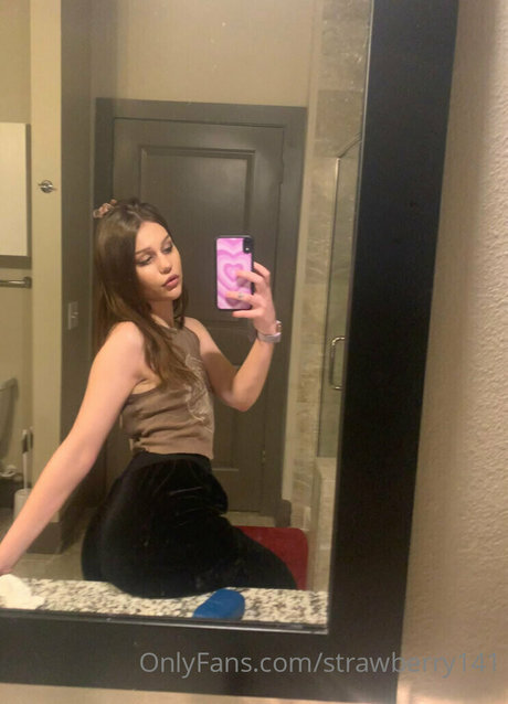 女性の筋肉オンリーファンズ えろた ギャラリー