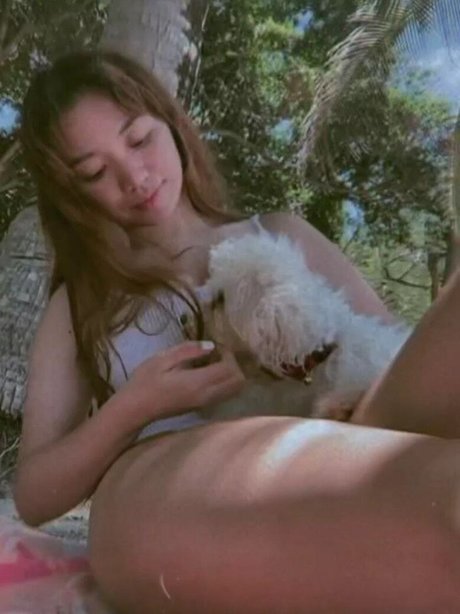 Juliana Roces ポルノモデル 画像