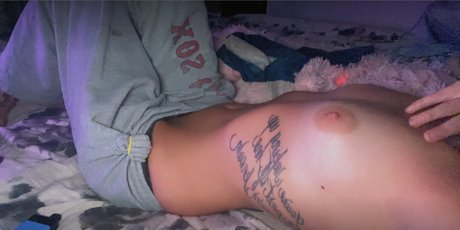 MrsViolence セクシーなスター 写真