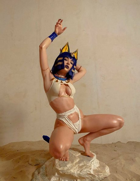 Sai Westwood 完璧なスター 写真