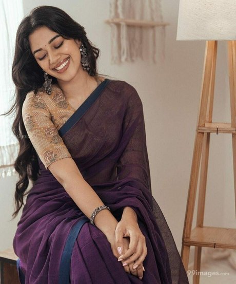 Mirnalini Ravi 最高の女優 ギャラリー