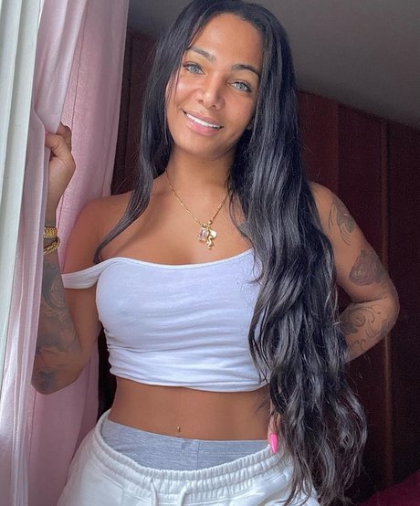 Krissttal Ruizz ポルノ女優 画像