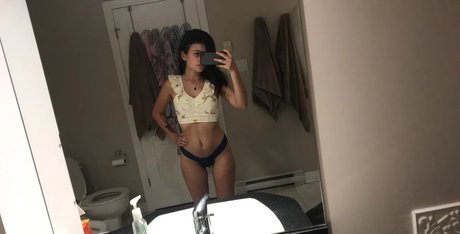 Jencion 完璧なモデル 写真