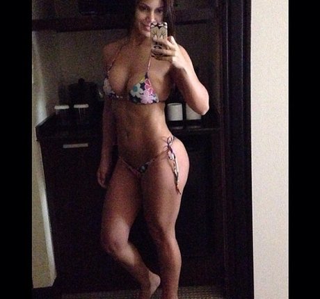 アラブ人妻OnlyFans 無料ヌード 写真