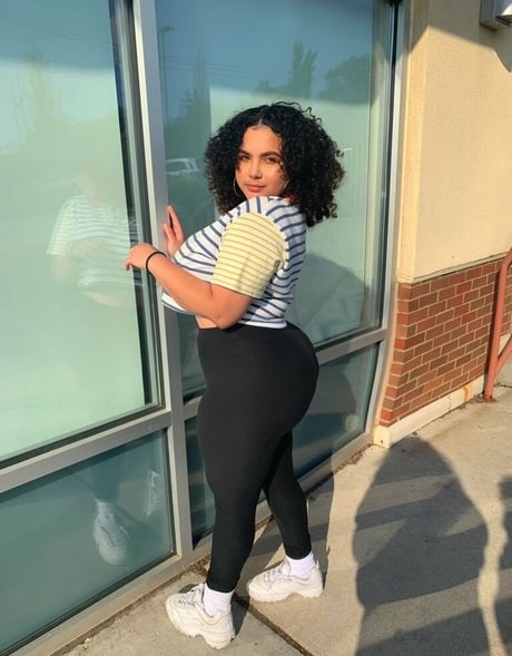 Deanelizyunes XXXモデル ギャラリー