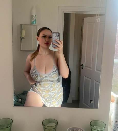 moonbeamlouth アダルトスター 画像