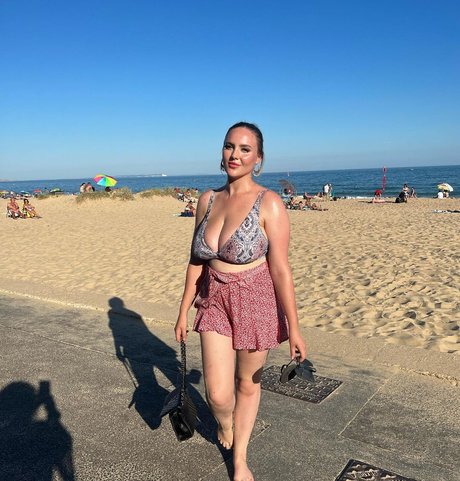 moonbeamlouth ポルノモデル 画像