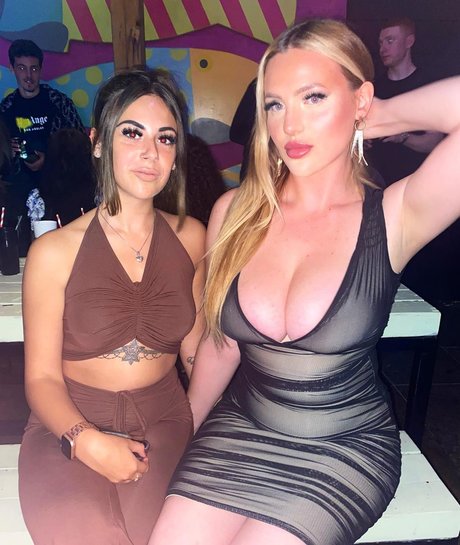 小柄な妻OnlyFans 無料裸 ギャラリー