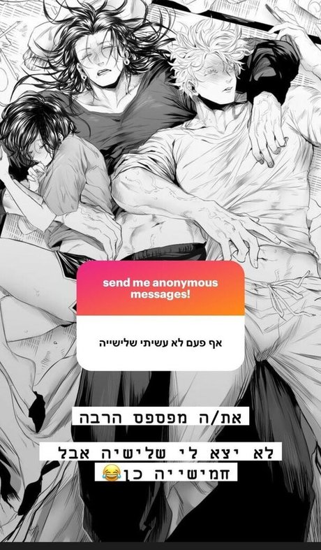 曲線美のクーガーOnlyFans ポルノグラフィック ギャラリー