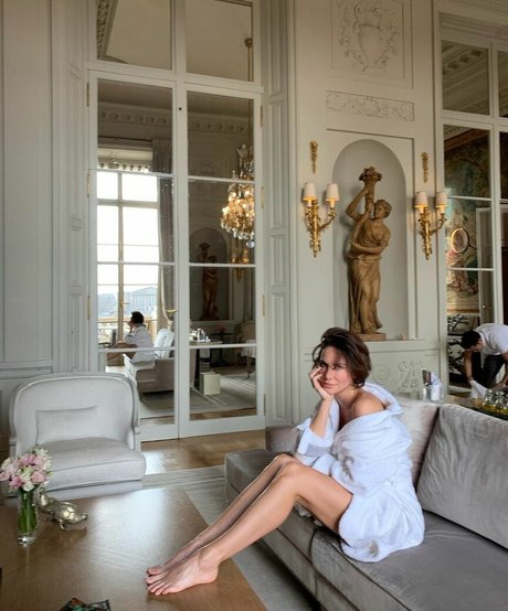 ティーンプッシーオンリーファンズ セクシー 写真