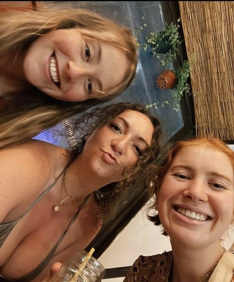 Samantha Hartsoe セクシーモデル 写真