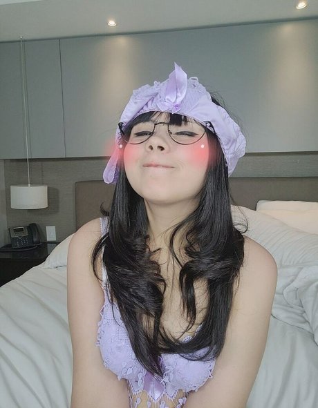 whiterabbit exe アダルトモデル 写真