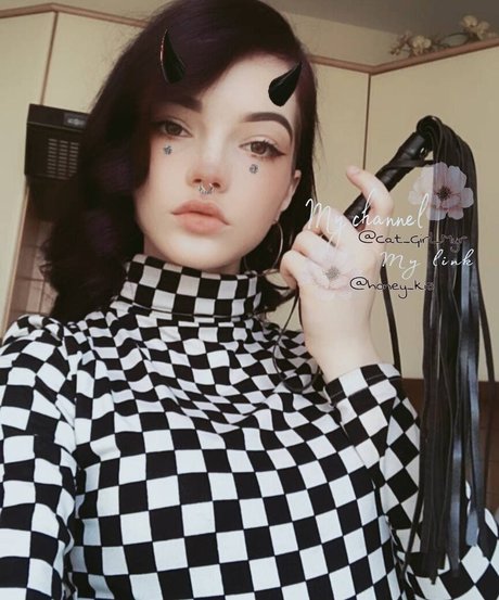 赤毛の太めOnlyFans 無料アダルト 画像