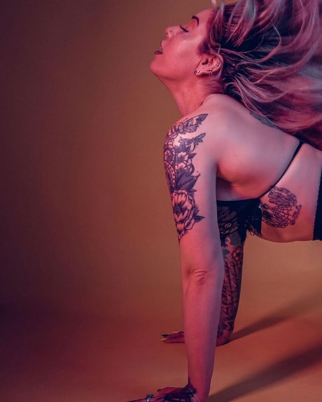 Lexi Layne ポルノスター パーフェクト 写真