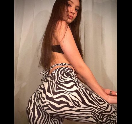 amirastar212 アート女優 写真