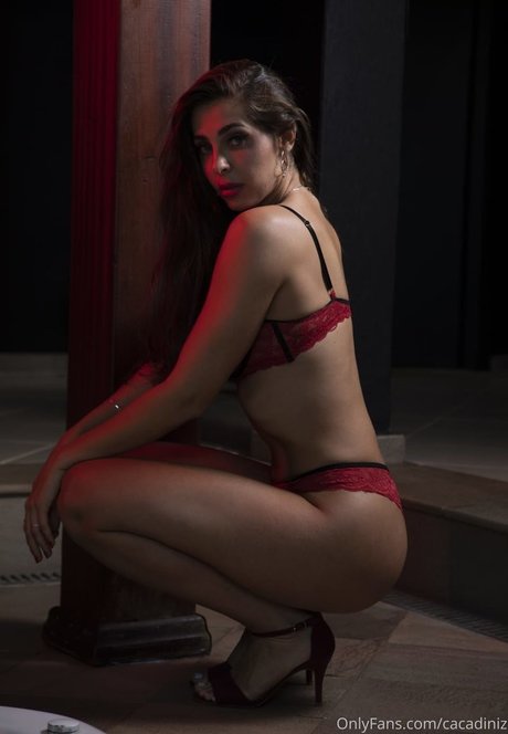 Caca Diniz スター xxx 画像