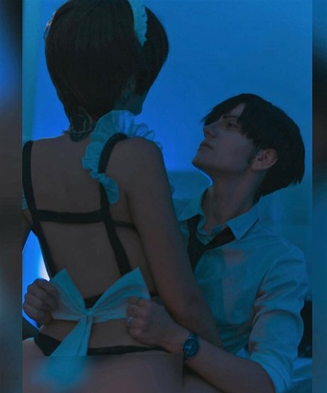 大学生カップルのオンリーファンズ セクシーヌード 写真