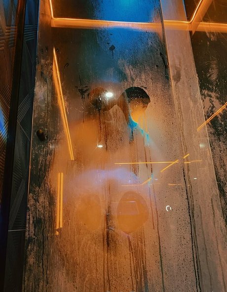 Yuna Kitty ホットなポルノスター 写真