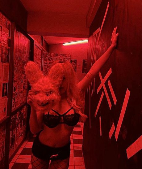 Kanyav Sai セクシーなスター ギャラリー