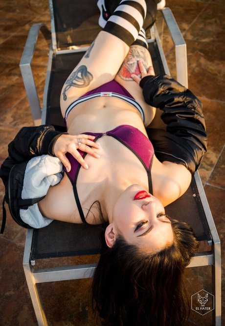 Katrina Schwarz トップモデル 画像