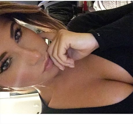 Laureen Pisciotta ポルノモデル ギャラリー