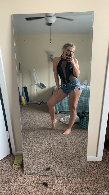 ポーグエボニーオンリーファンズ 無料ヌード 写真