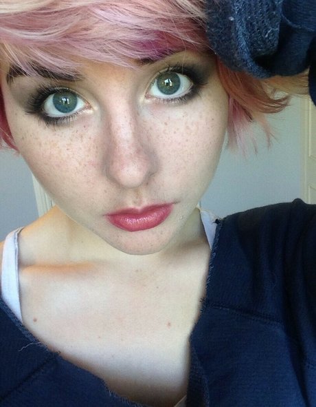 Leahloveschief アダルト女優 画像