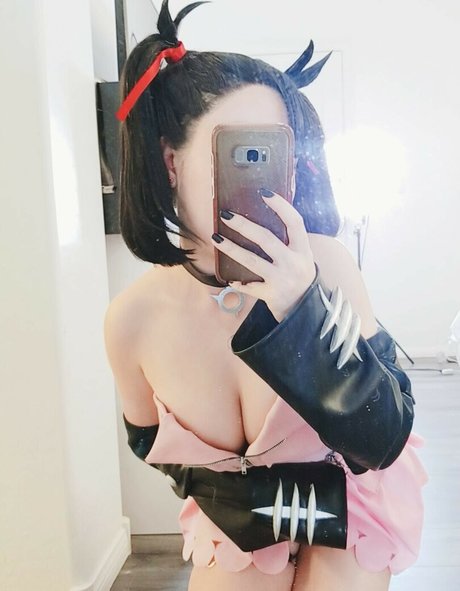 ウェイトレスOnlyFans ホット 写真