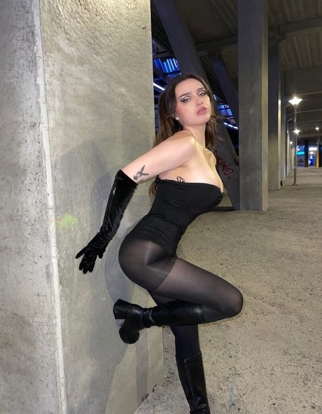 xHot slutx 独占女優 写真