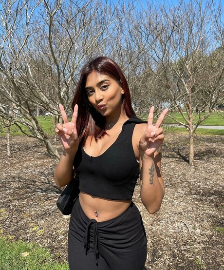 Chrissymenzies セックススター 写真