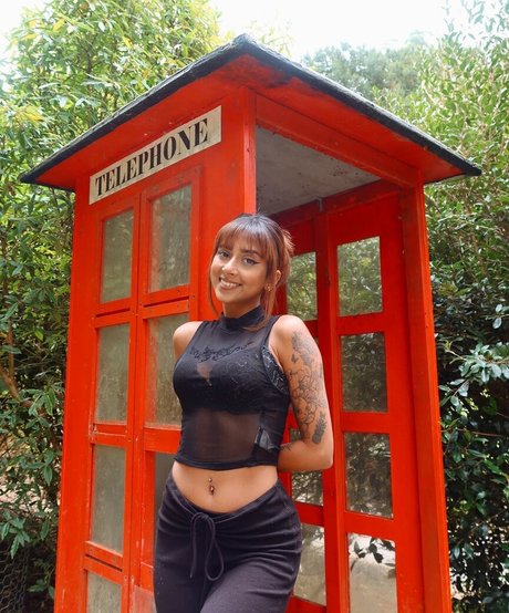 Chrissymenzies ホット女優 画像