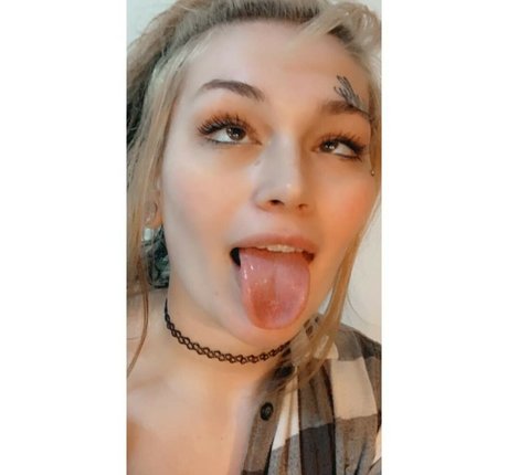 ポーグ xxx オンリーファンズ 無料セックス 写真