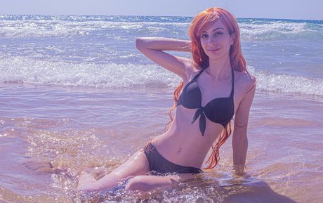 GoldBerry 裸のポルノスター 写真