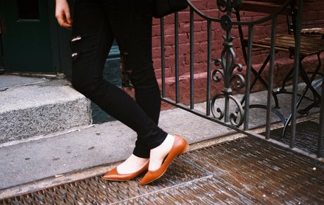 自然な赤毛のオンリーファンズ ホット 写真