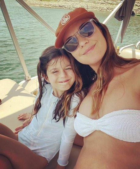 Odette Annable スターセックス 写真