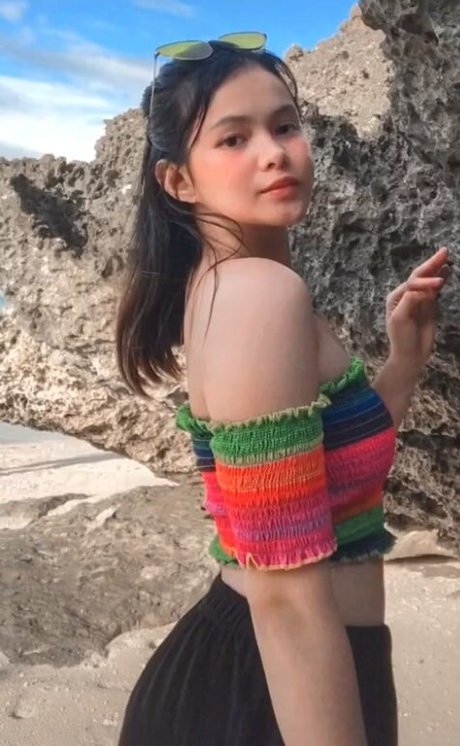 Leysisss セックスモデル 画像