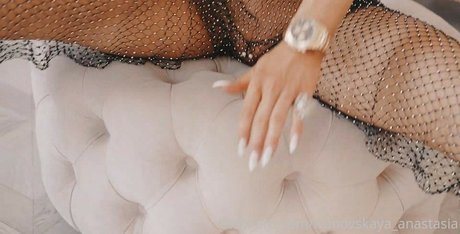 巨根アナルOnlyFans アート裸 アーカイブ