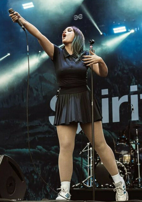 主観視点の手コキOnlyFans 無料ヌード ギャラリー