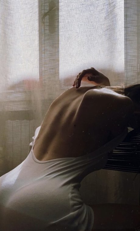 la lumi_ ホットモデル 写真