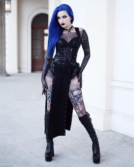 ブラックマジックオンリーファンズ xxx 画像