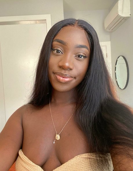 BBW フェイシャル OnlyFans ホット裸 画像