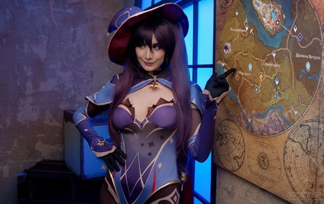 Mari Evans 裸のポルノスター 画像