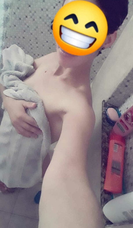 アジア人女性OnlyFans ヌード 写真