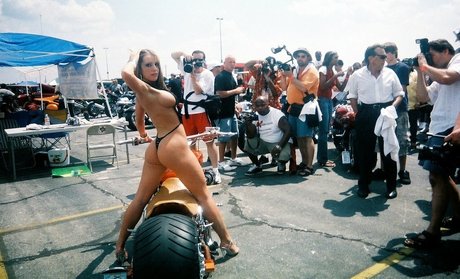 小柄なティーンオンリーファン セクシーxxx 写真